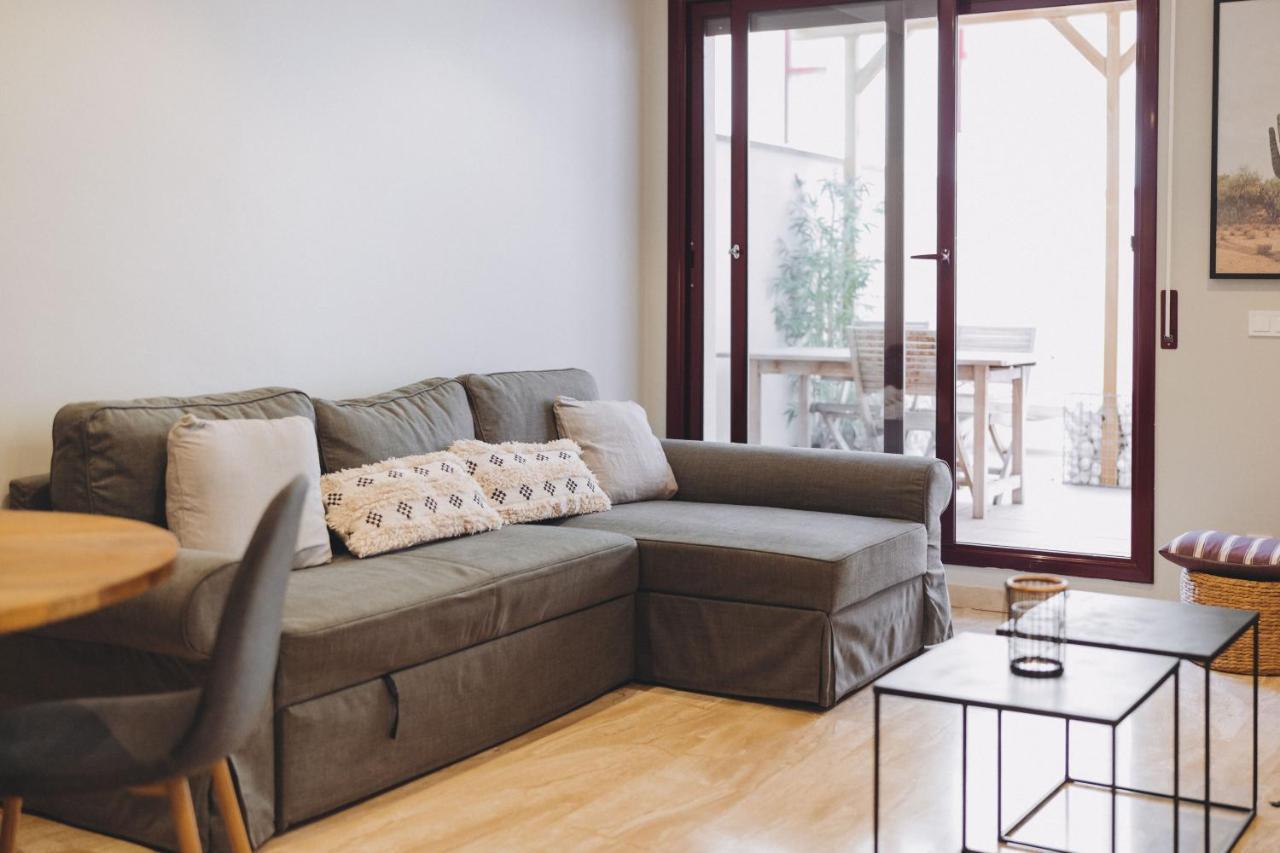 The Orbit Apartments Барселона Екстериор снимка