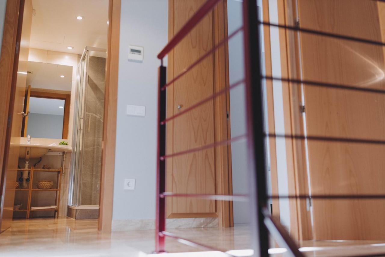 The Orbit Apartments Барселона Екстериор снимка