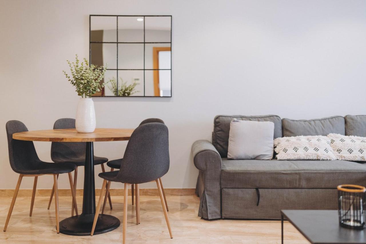 The Orbit Apartments Барселона Екстериор снимка
