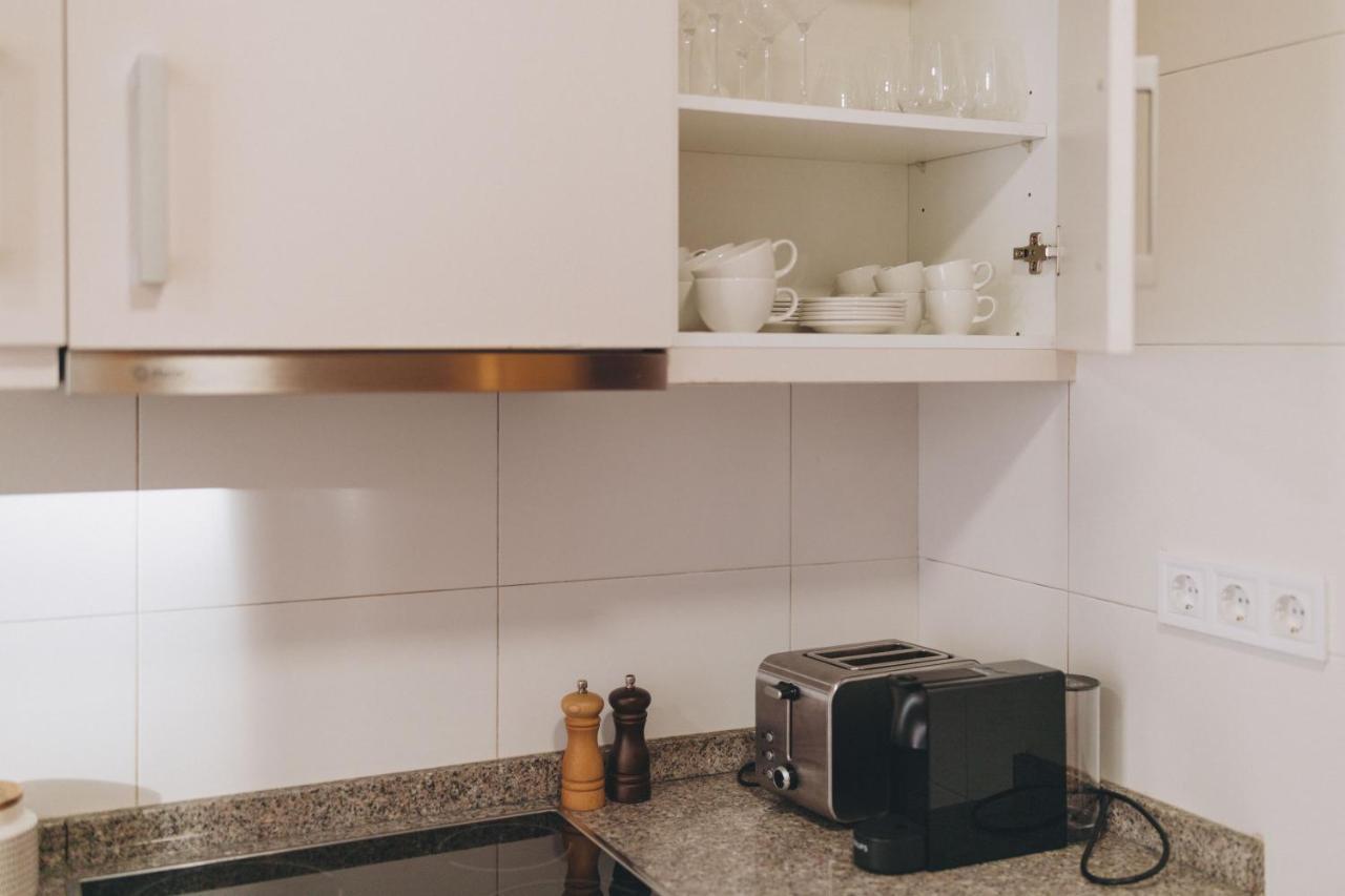 The Orbit Apartments Барселона Екстериор снимка