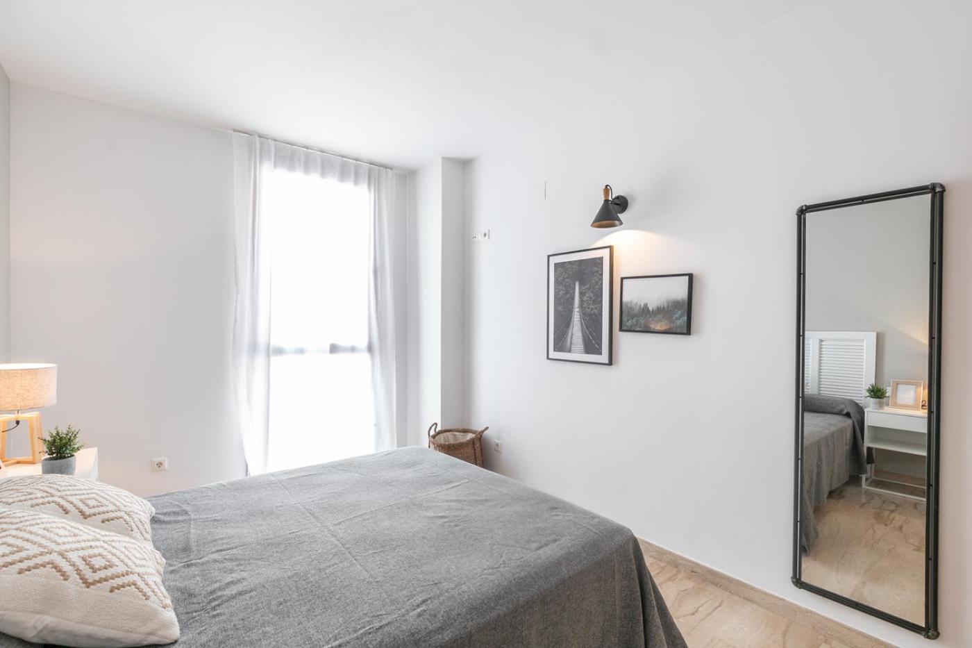 The Orbit Apartments Барселона Екстериор снимка