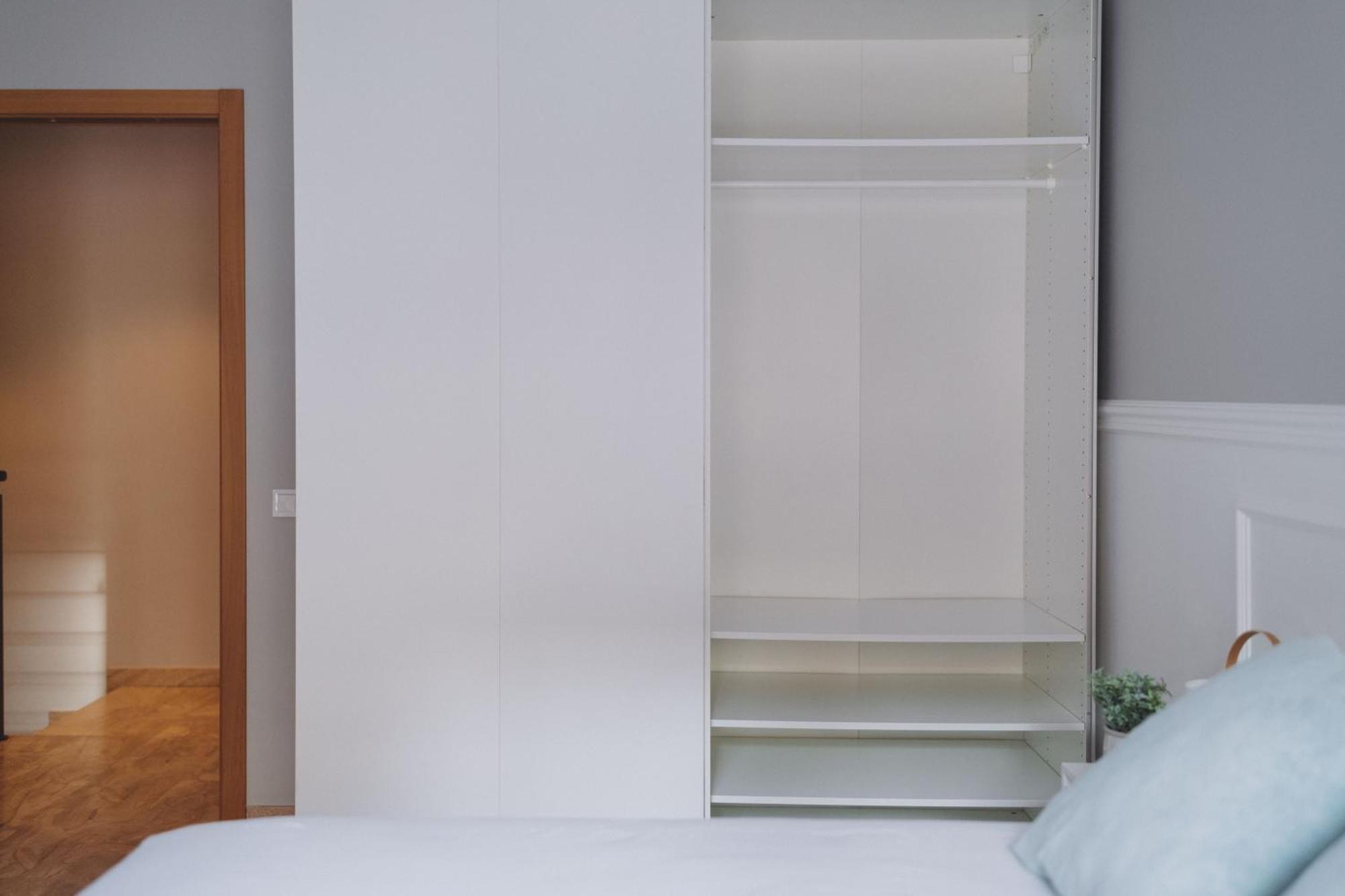 The Orbit Apartments Барселона Екстериор снимка