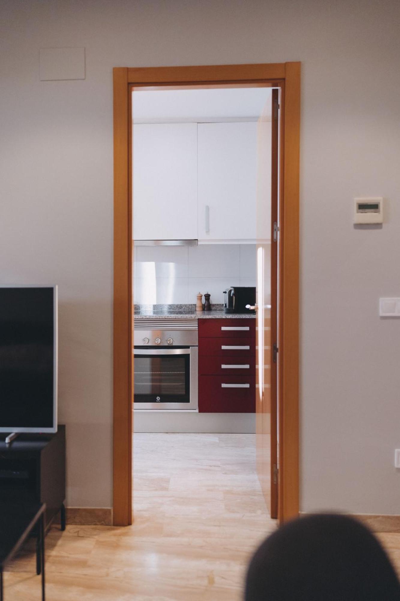 The Orbit Apartments Барселона Екстериор снимка